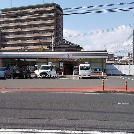 セブンイレブン下荒田2丁目店 道路の向かい側 歩いて1分