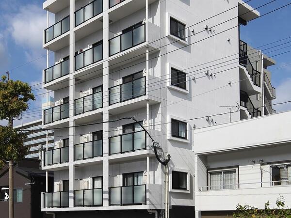 外観 ラスタータイルのマリーナカラー